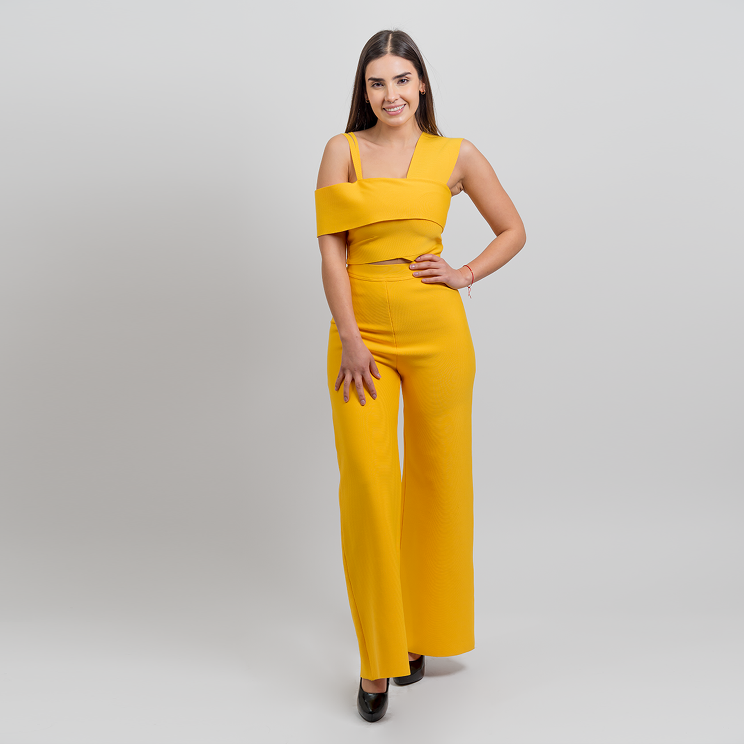 png_1500x1500_60609505