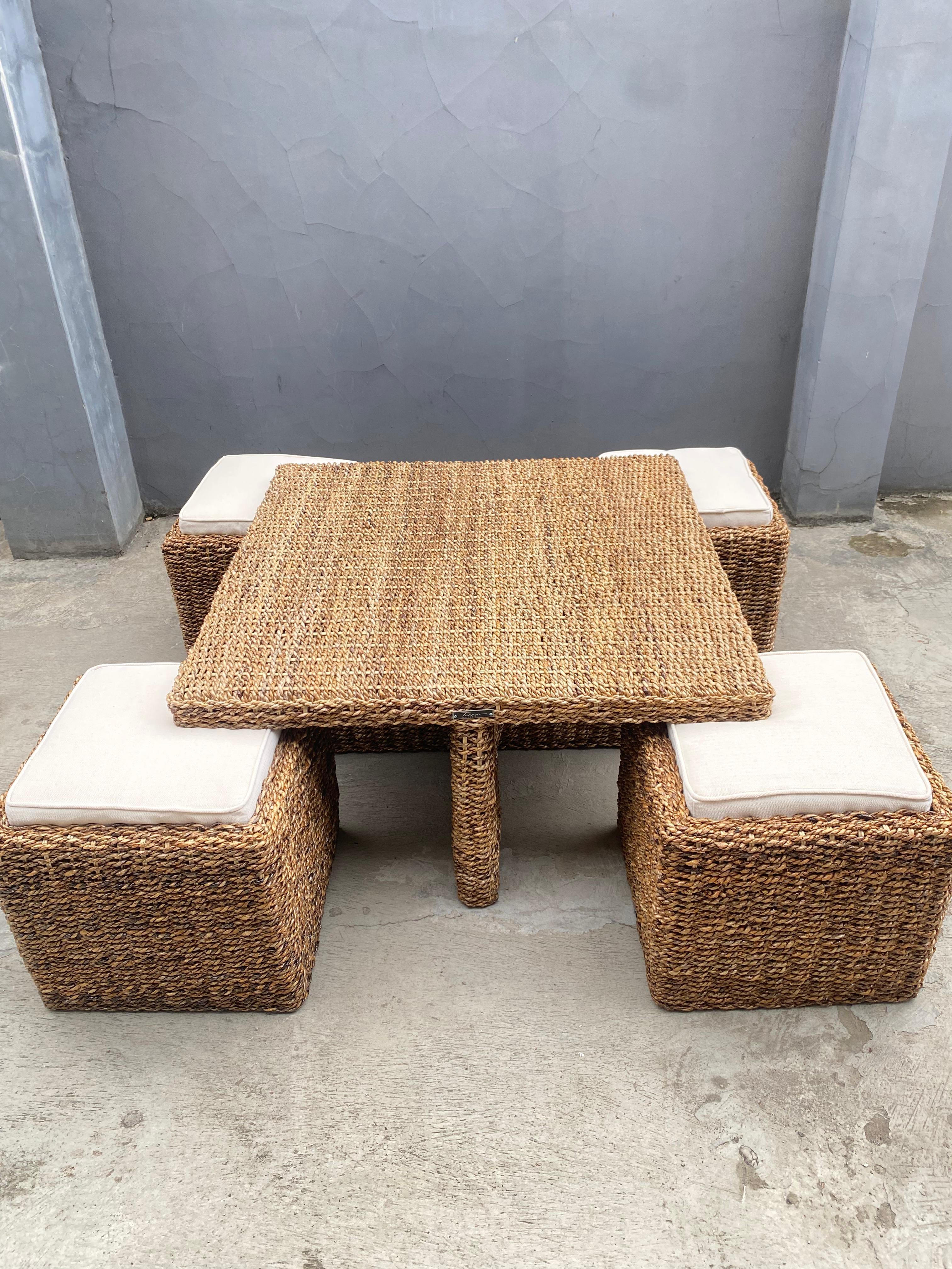 Mesa de Centro Kuta Rattan Natural y Bannana 4 puf