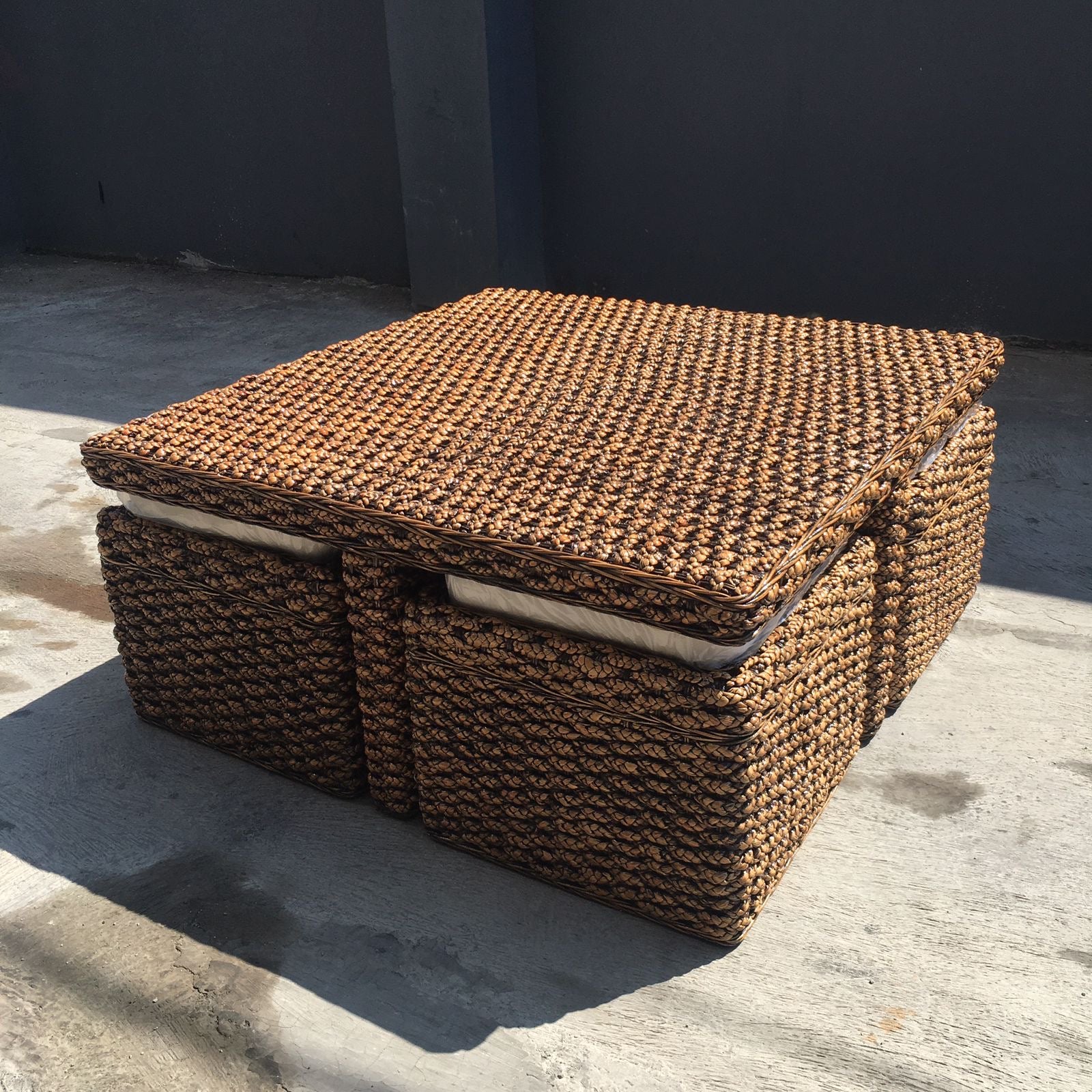 Mesa de Centro Kuta Rattan Natural y Jacinto 4 puf