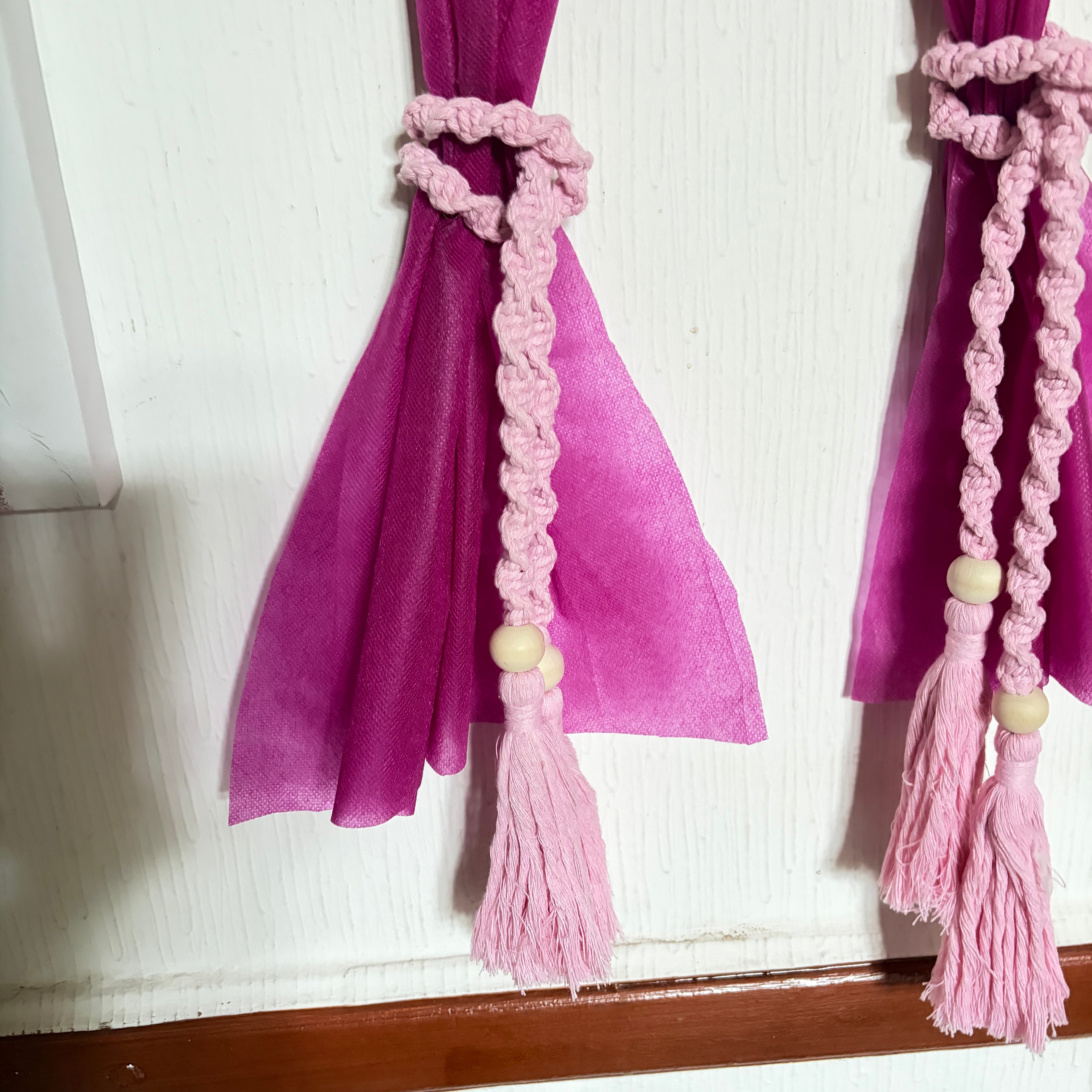Abrazaderas de Cortinas Rosada