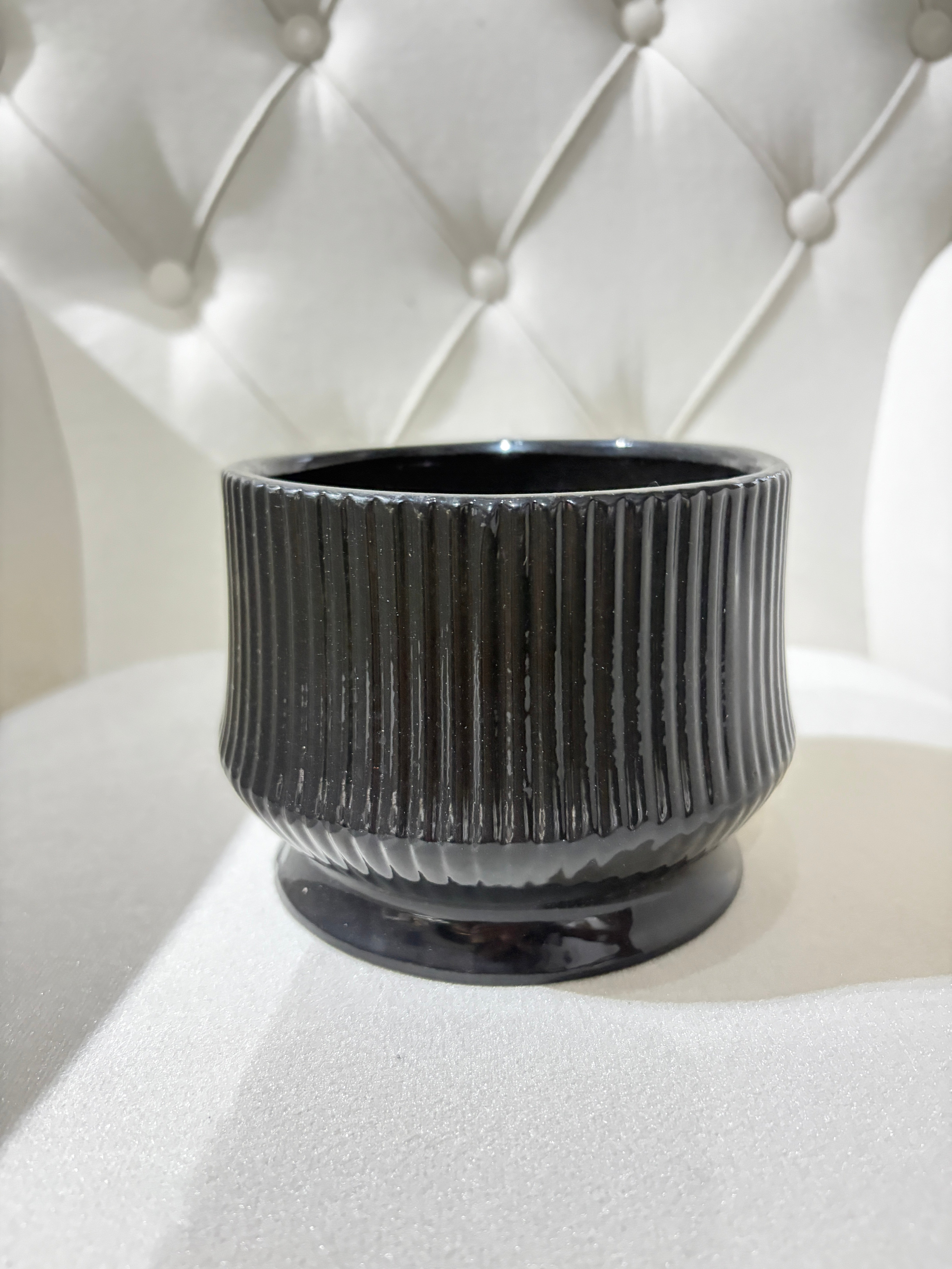 Macetero Pequeño Losa Negro - decoración hogar rattan natural | Terraestilo Chile 4