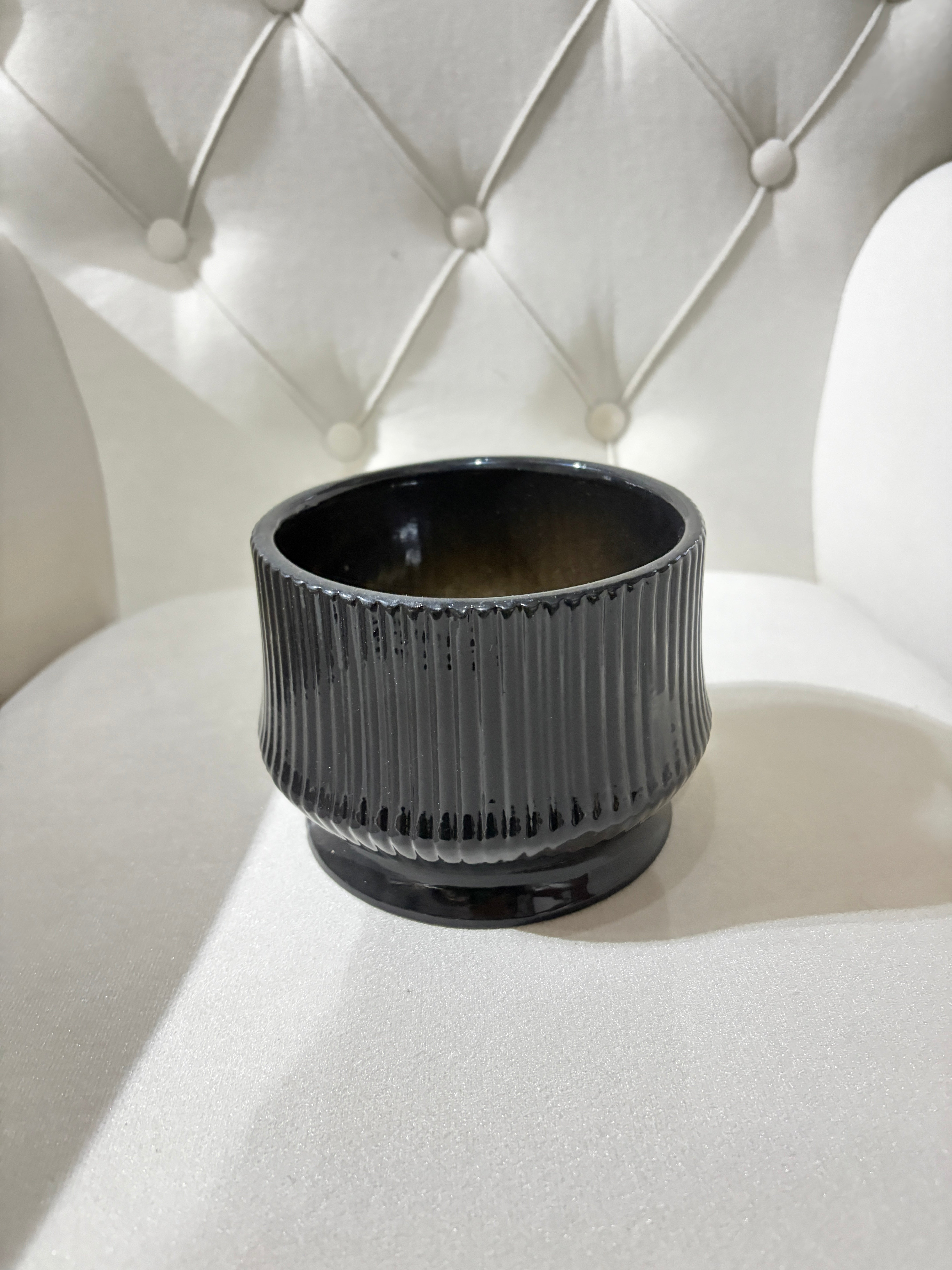 Macetero Pequeño Losa Negro - decoración hogar rattan natural | Terraestilo Chile 3