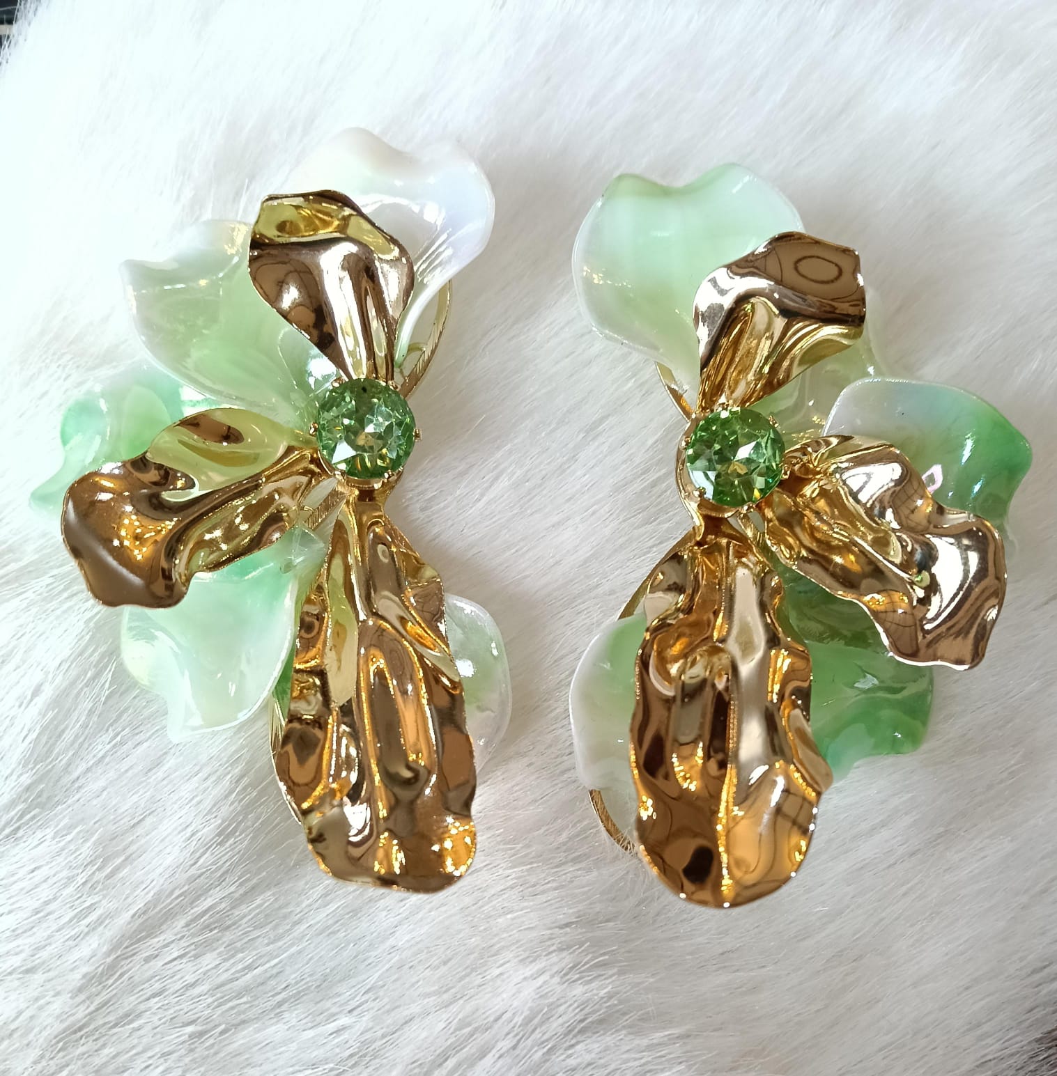 Aros Flor Verde con Dorado
