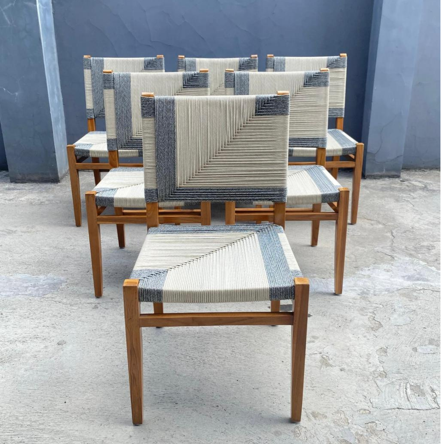 png_1500x1500_67764261