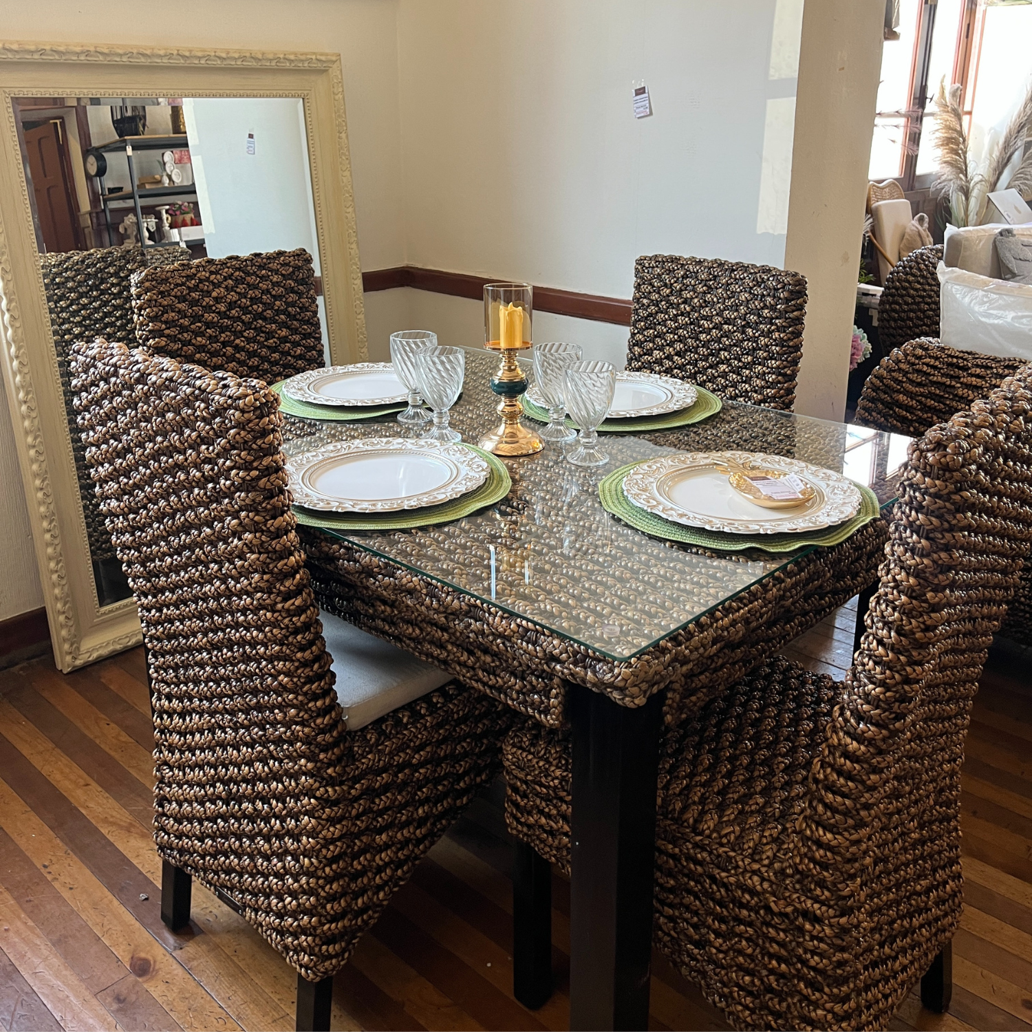 png_1500x1500_66950953