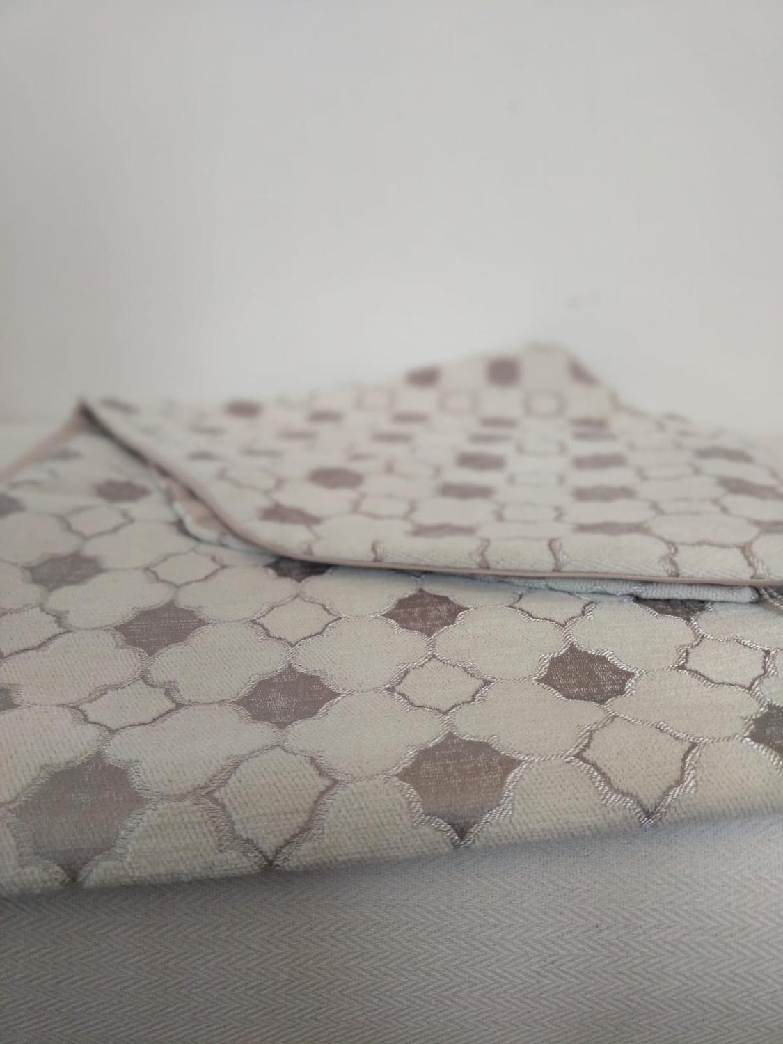 jpg_1500x1500_61837501