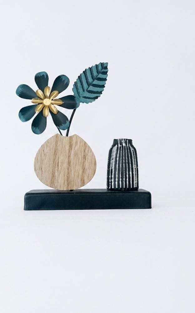 Adorno Flor Turquesa Dorado - decoración hogar rattan natural | Terraestilo Chile 1